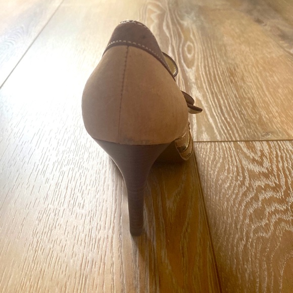 Ellen Tracy retro looking heels. 6 1/2 M Barely worn - Picture 3 of 6